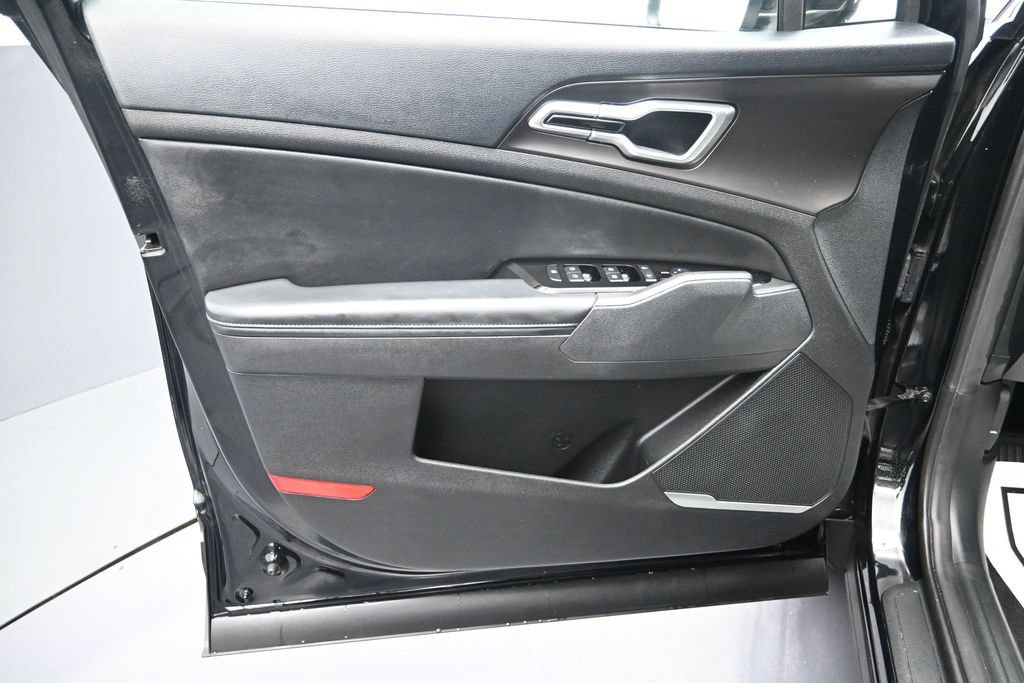 Used 2024 Kia Sportage EX FWD image 12