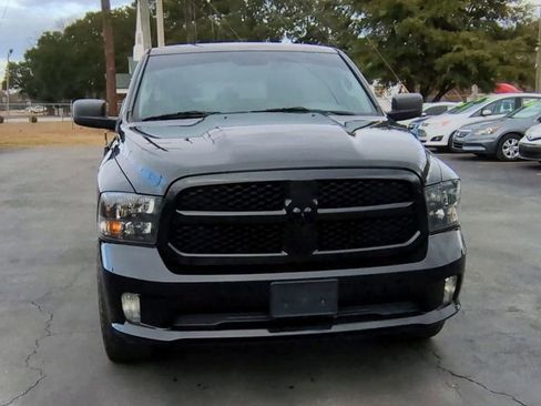 Used 2018 RAM 1500 Express w/ Black Ram 1500 Express Group image 3