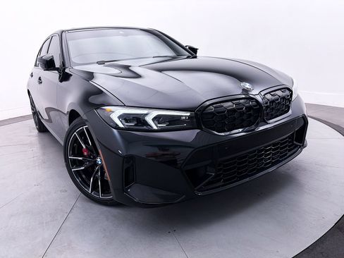 Used 2023 BMW M340i w/ Premium Package RWD image 3