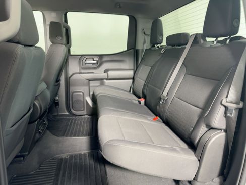 Used 2024 Chevrolet Silverado 1500 Custom image 13