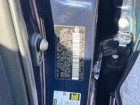 Used 2025 Toyota Corolla LE image 25