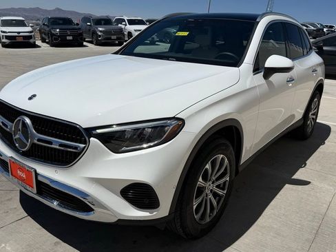 Used 2026 Mercedes-Benz GLC 300 4MATIC image 3