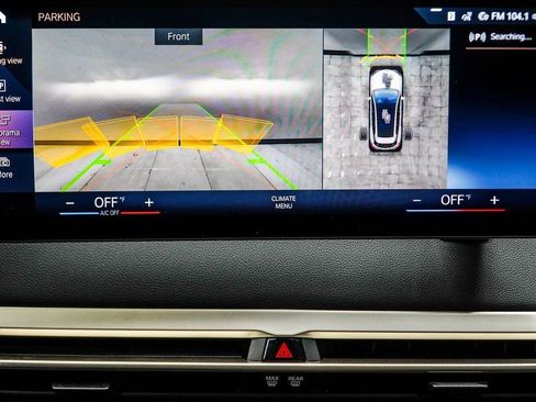 Used 2022 BMW iX xDrive50 w/ Sport Package image 29