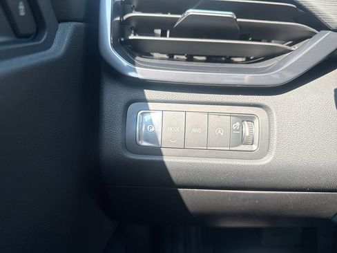 New 2026 GMC Acadia AT4 w/ Luxury Package AWD/4WD image 18