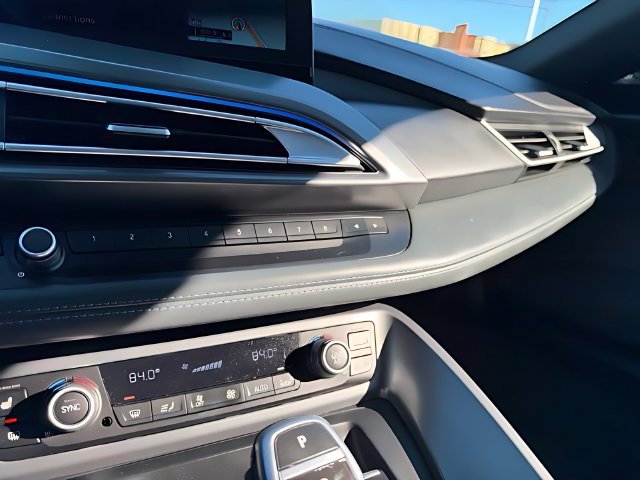 Used 2017 BMW i8 AWD/4WD image 27