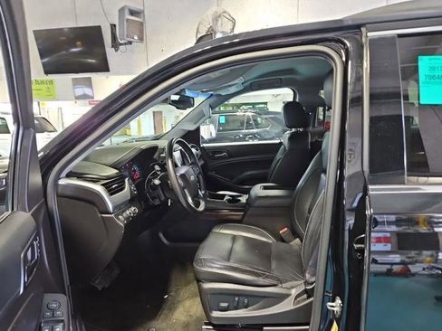 Used 2017 Chevrolet Tahoe LT image 5