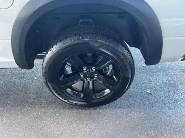 Used 2024 RAM 1500 Warlock AWD/4WD image 18