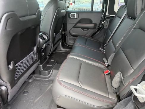 New 2026 Jeep Wrangler Unlimited Rubicon AWD/4WD image 11