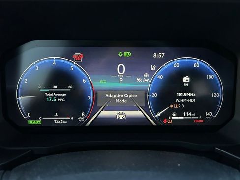 Used 2025 Toyota Land Cruiser image 23