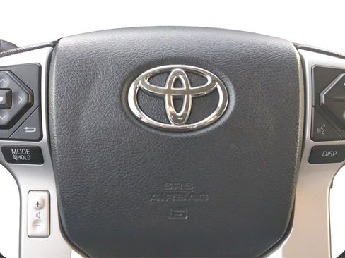 Used 2017 Toyota Tundra SR5 w/ SR5 Upgrade Package image 20