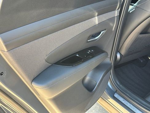 Used 2026 Hyundai Tucson Limited image 21