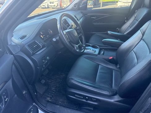 Used 2021 Honda Pilot Special Edition image 2