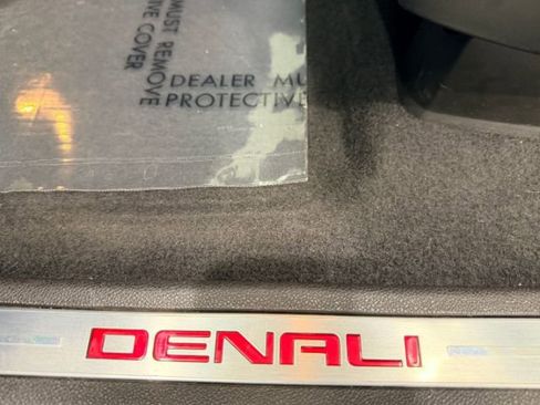 Used 2015 GMC Acadia Denali image 36