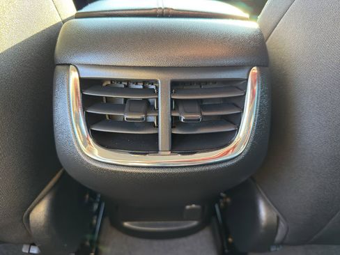 Used 2023 Chevrolet Malibu LT w/ Sport Edition image 29