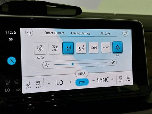 New 2026 Volkswagen Atlas SE image 14