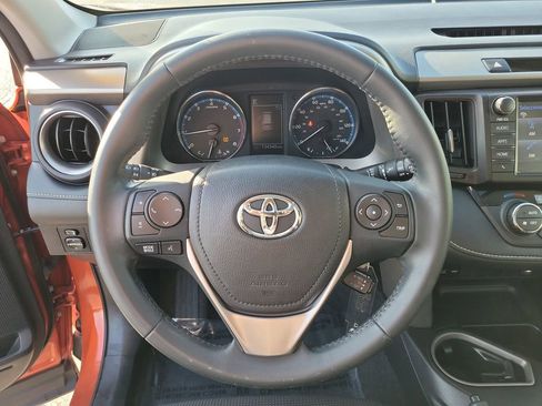 Used 2016 Toyota RAV4 XLE image 27