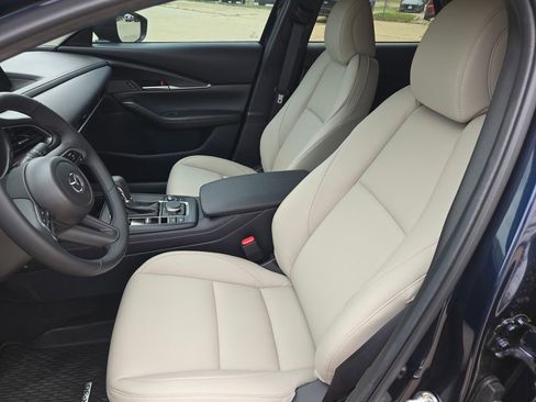 New 2026 MAZDA CX-30 AWD 2.5 S w/ Select Sport Pkg image 17