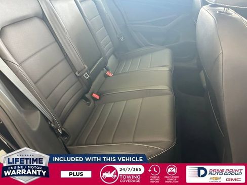 Used 2024 Volkswagen Jetta SE FWD image 28