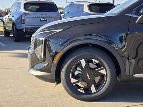 New 2026 Kia Sportage LX image 41