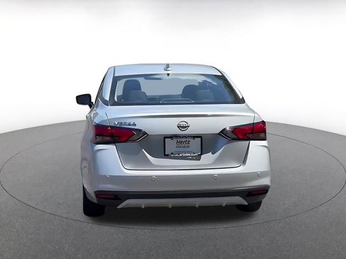 Used 2025 Nissan Versa SV FWD image 12