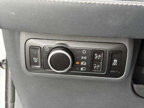 Used 2023 Ford Mustang Mach-E Premium AWD/4WD image 16