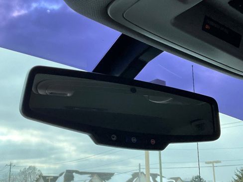 Used 2017 GMC Sierra 1500 SLT w/ SLT Premium Package image 18