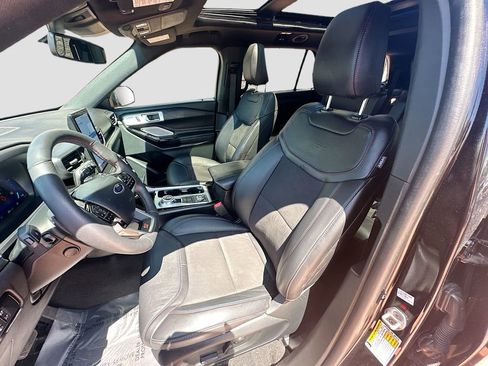 Used 2023 Ford Explorer ST w/ Equipment Group 401A image 22