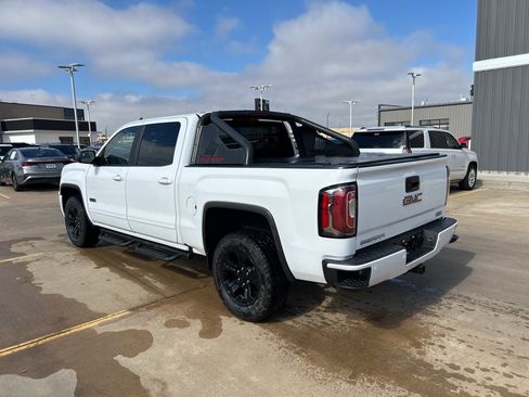 Used 2018 GMC Sierra 1500 SLT w/ All Terrain X Package image 2
