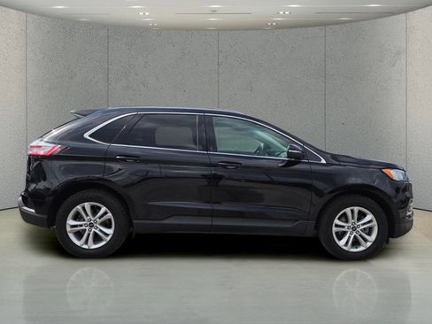 Used 2020 Ford Edge SEL FWD image 2
