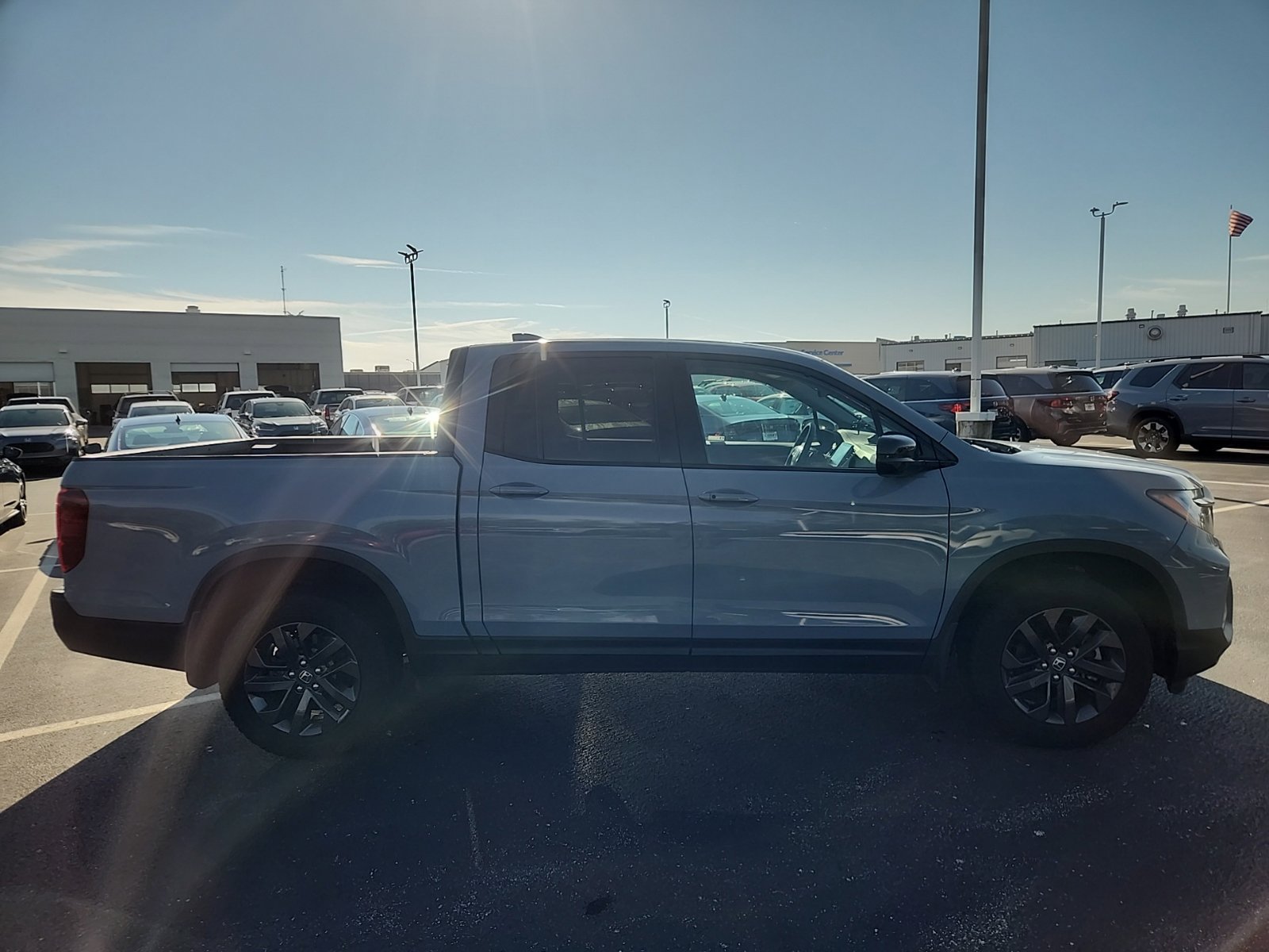 Used 2023 Honda Ridgeline Sport image 6