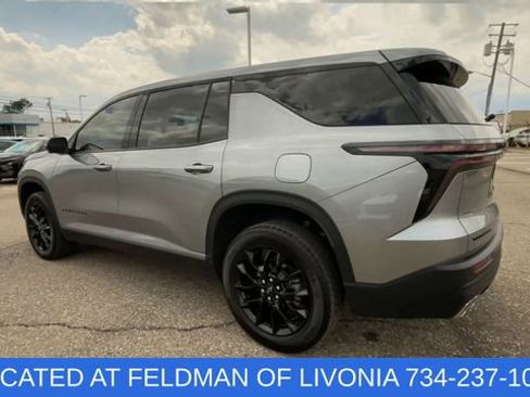 Certified 2024 Chevrolet Traverse LS w/ Midnight/Sport Edition FWD image 6