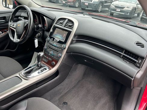 Used 2013 Chevrolet Malibu LT image 14