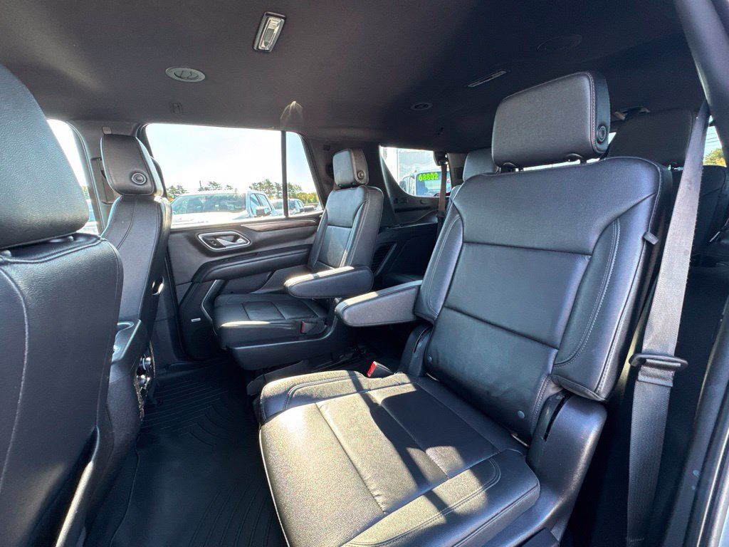 Used 2022 Chevrolet Tahoe LT w/ Luxury Package AWD/4WD image 22