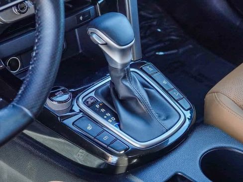 Certified 2024 Kia Seltos SX image 18