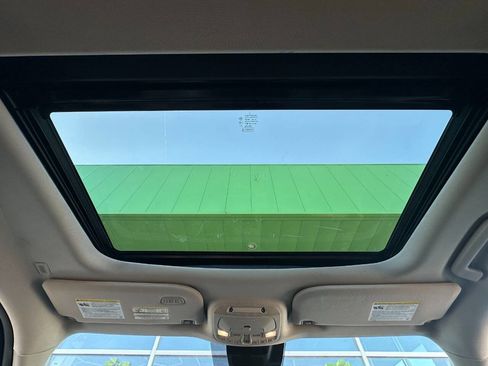 Used 2019 Ford Expedition Limited w/ Equipment Group 301A image 33