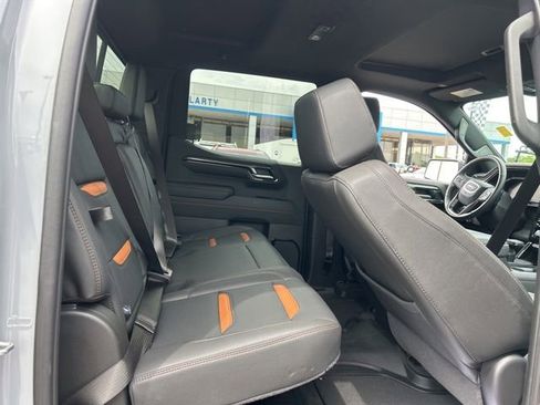 Used 2024 GMC Sierra 1500 AT4 w/ Technology Package AWD/4WD image 31