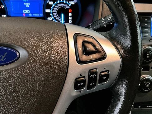 Used 2014 Ford Explorer XLT image 18