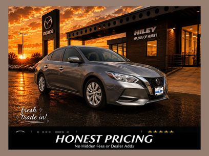 Used 2022 Nissan Sentra S w/ Lighting Package