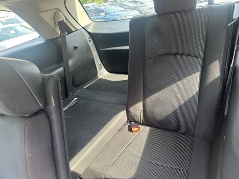 Used 2017 Dodge Journey SE w/ Flexible Seating Group image 11