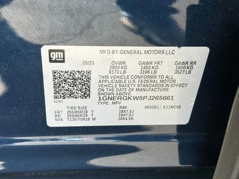 Used 2023 Chevrolet Traverse LT image 24