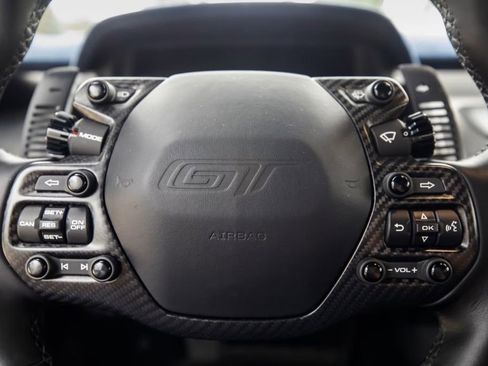 Used 2018 Ford GT RWD image 18