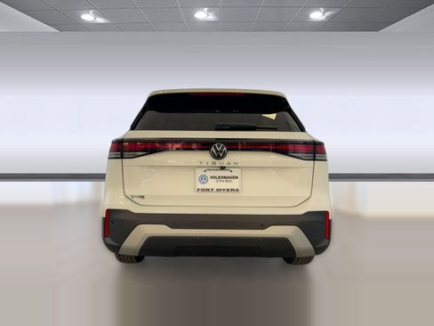 New 2026 Volkswagen Tiguan S FWD image 10