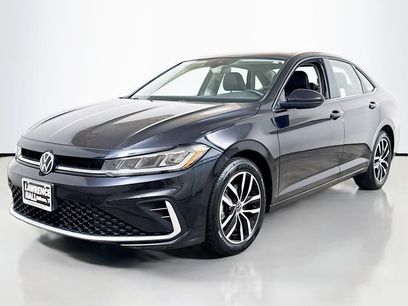 Used 2025 Volkswagen Jetta SE