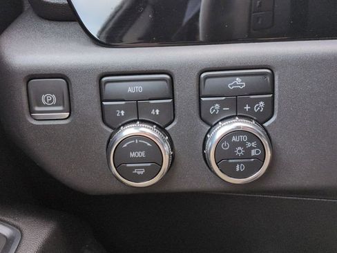 Used 2023 GMC Sierra 1500 Elevation w/ Preferred Package image 20