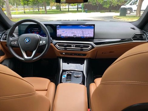 Used 2023 BMW i4 eDrive40 RWD image 22