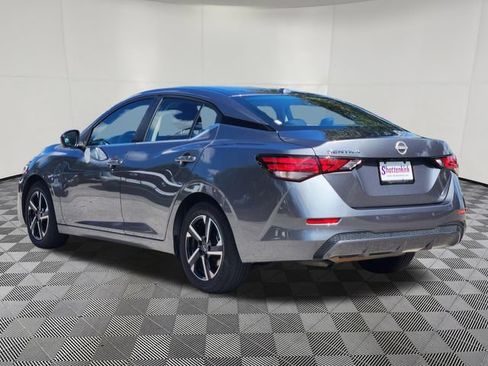 Used 2025 Nissan Sentra SV FWD image 8