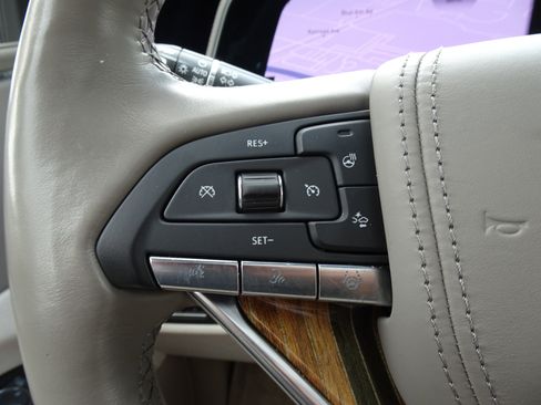 Used 2023 Cadillac Escalade Sport Platinum image 35