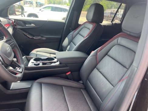 New 2026 Chevrolet Equinox RS w/ Convenience Package III FWD image 19