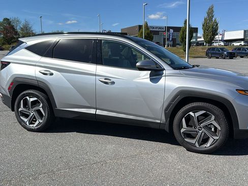 Used 2024 Hyundai Tucson Limited image 3