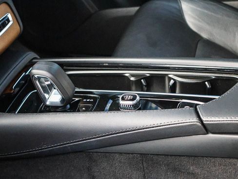 Used 2023 Volvo XC90 B5 Plus w/ Protection Package Premier image 30